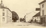 Pouxeux - Place et Mairie